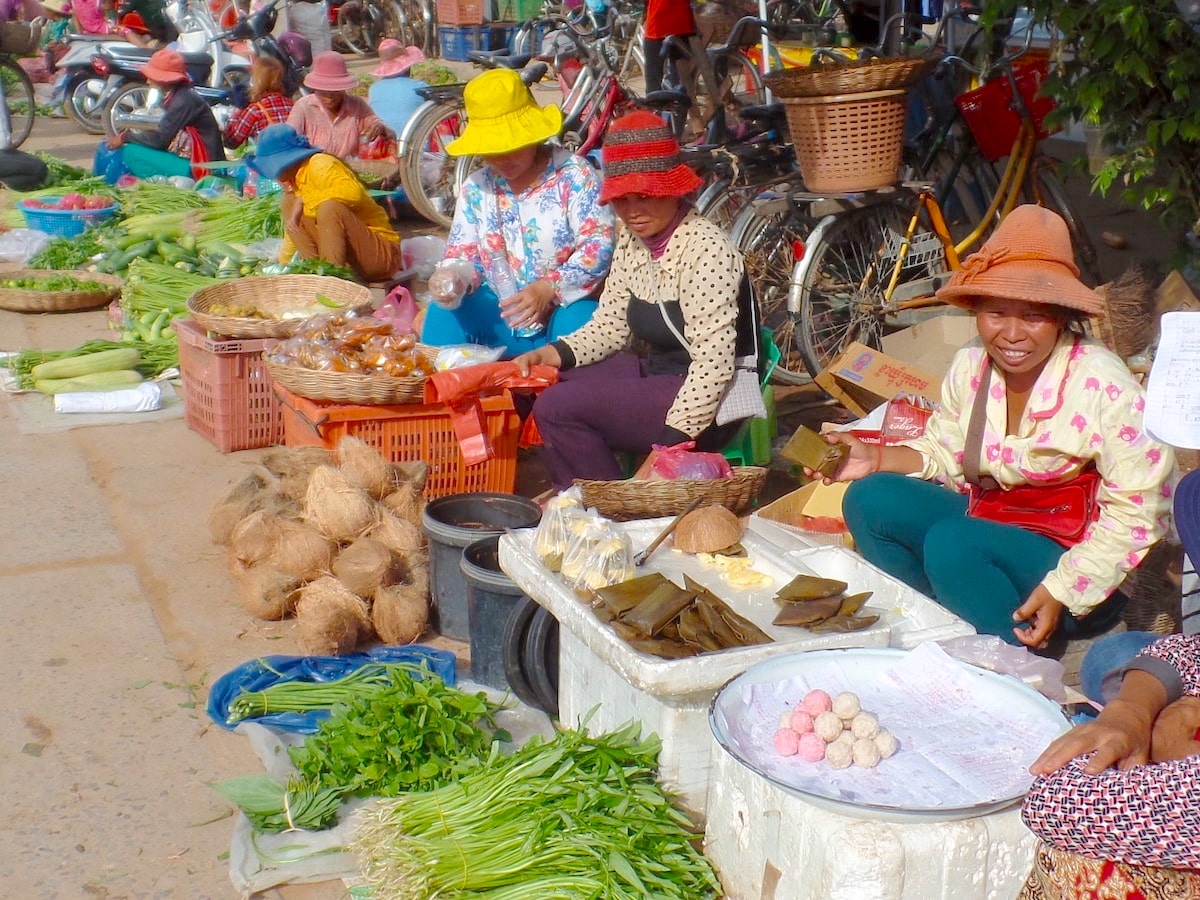 カンボジアのシェムリアップのローカルマーケット