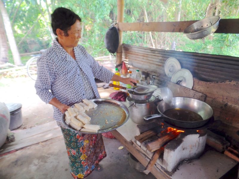 カンボジアのシェムリアップの料理教室のシェフ